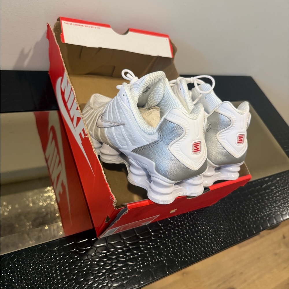 Nike - White and Silver Shox Sneakers